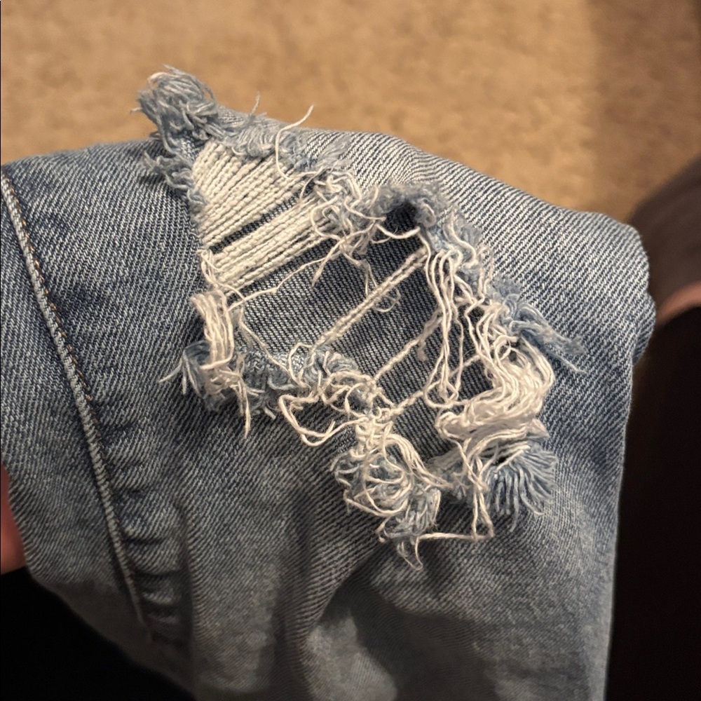BCBGeneration High Rise Flare Jeans - Picture 7 of 7